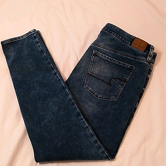 American Eagle Outfitters Denim - SALE! AMERICAN EAGLE SUPER STRETCH HIGH RISE JEGGINGS